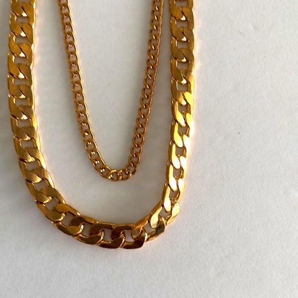 Gold color double link chain necklace brand new - Picture 2 of 3